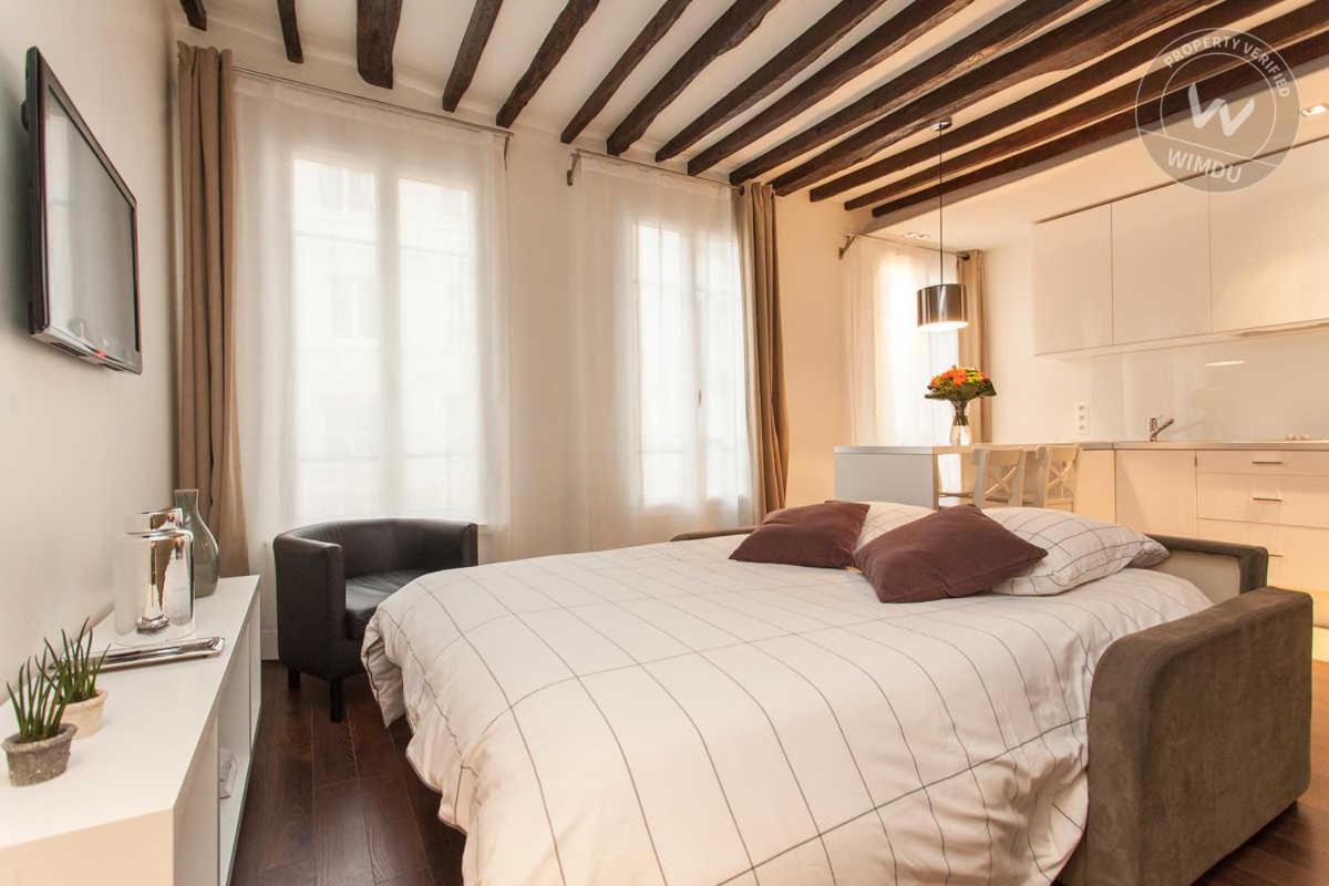Montorgueil Beautiful * Paris