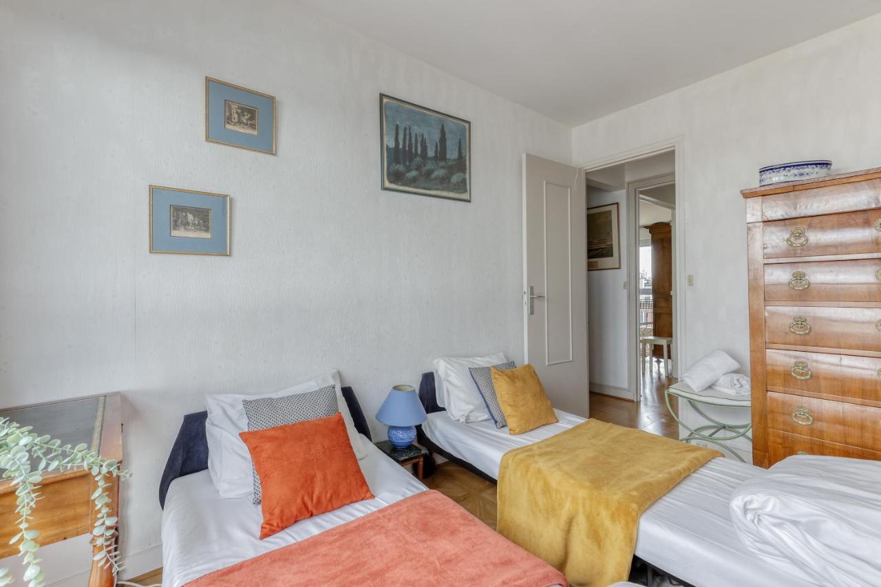 Large And Bright 2 Bdrs Flat With View - 20