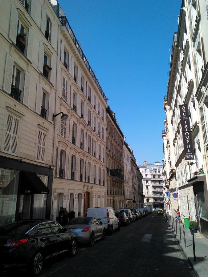 Champs Elysees Apartment