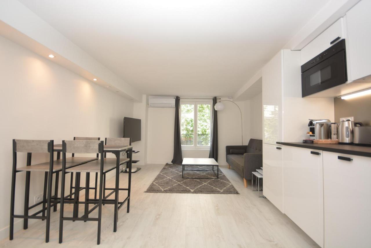 Apartment Design 1 Bdr With Ac Paris