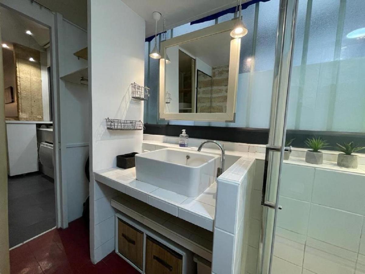 1 Bedroom Louvre Jeuneurs Paris