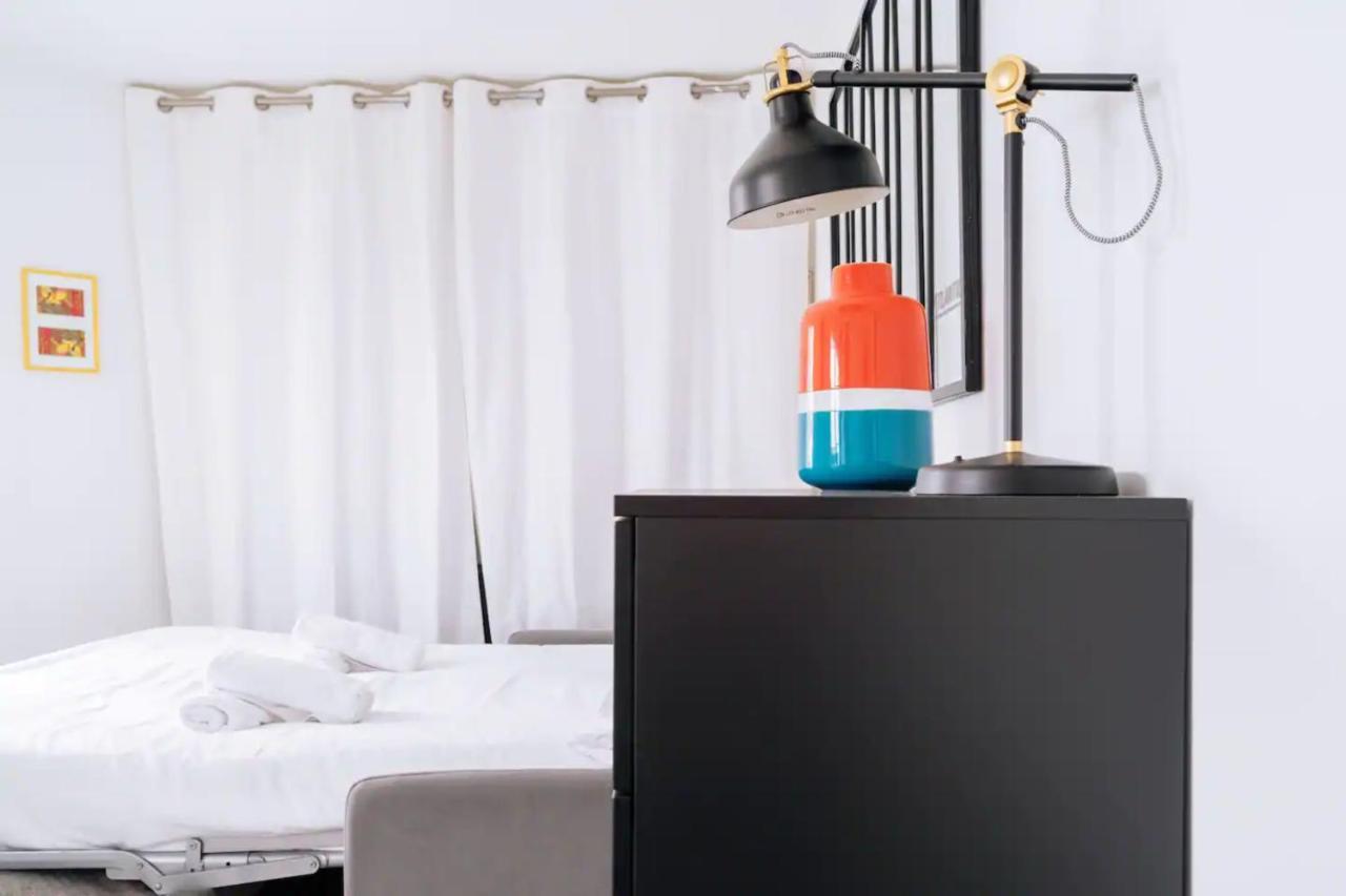 Apartment Unique And Bright Studio In *