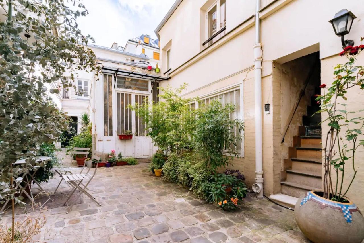Unique And Bright Studio In Paris