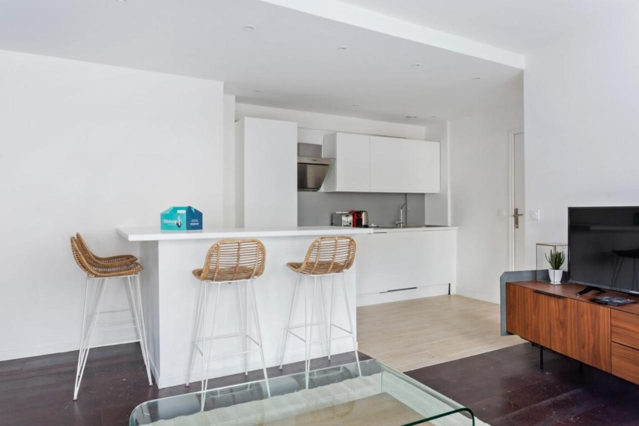 Modern & Cosy 1 Bedroom In Apartment