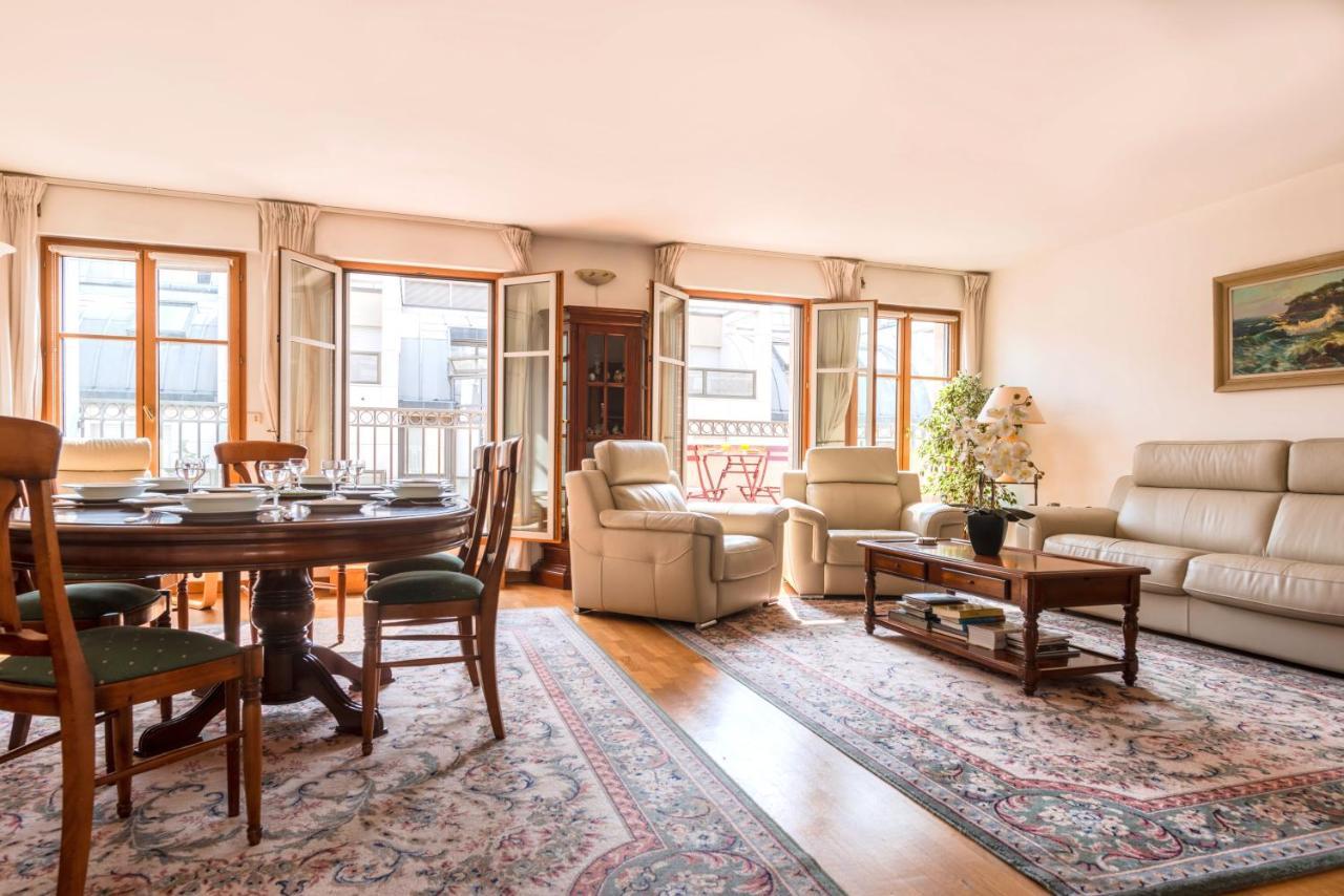 Center Beaudelaire Appartement *