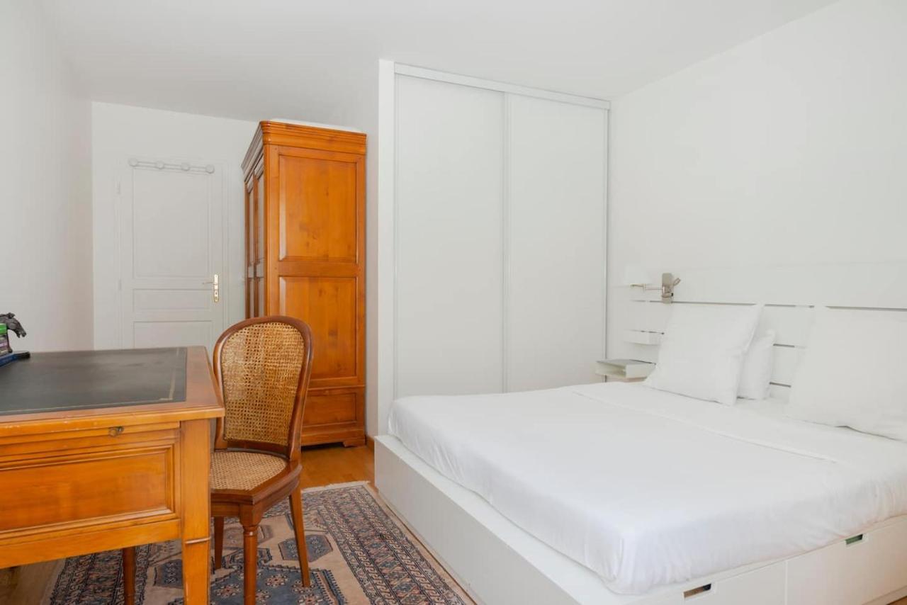 Beaudelaire Center Apartment