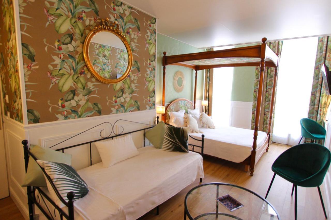 De La Bretonnerie 3* Paris