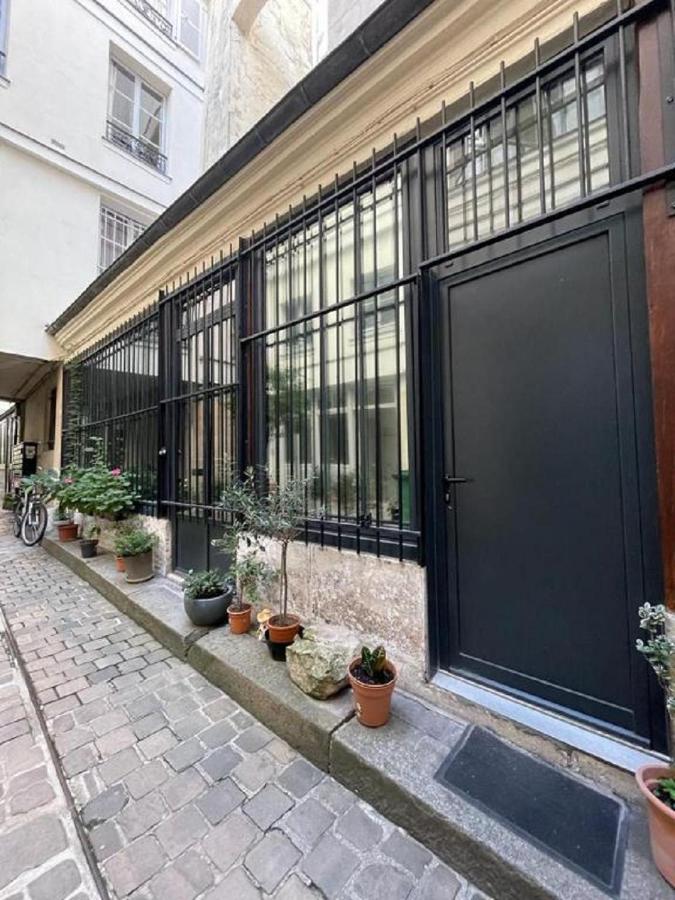 1 Bedroom Louvre Jeuneurs Paris