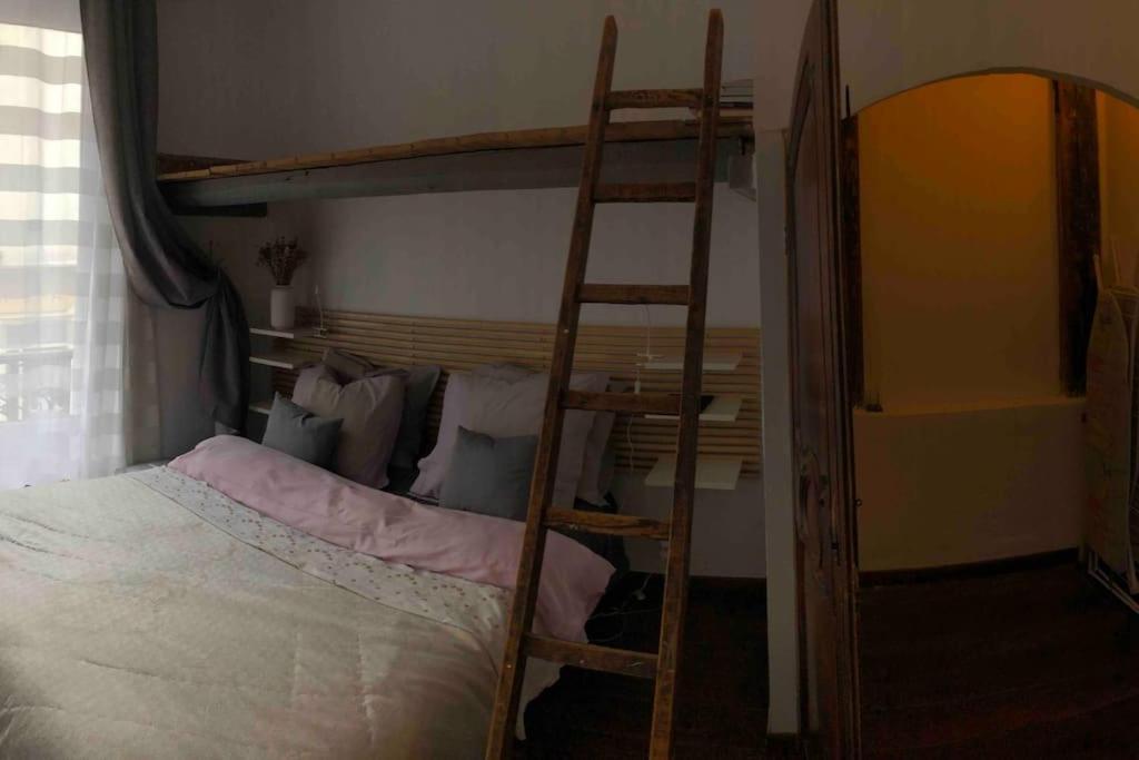 Apartment : Superbe 2 Pieces Jardin Des Plantes.