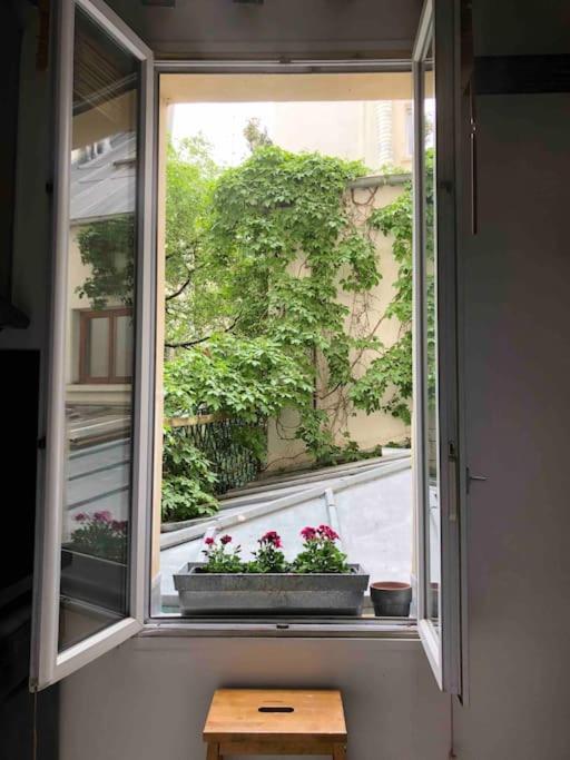 : Superbe 2 Pieces Jardin Des Plantes. *