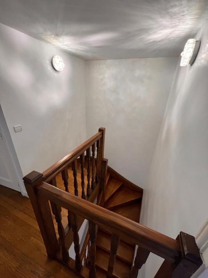 Champs-elysees - Hala Apartamento Paris