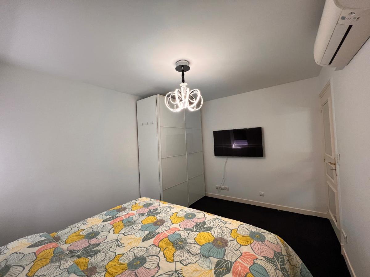 Champs-elysees - Hala Apartamento Paris