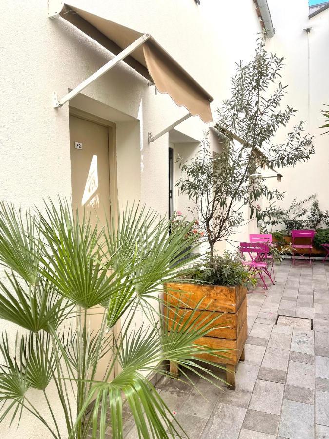 Tipi Hotel 2*