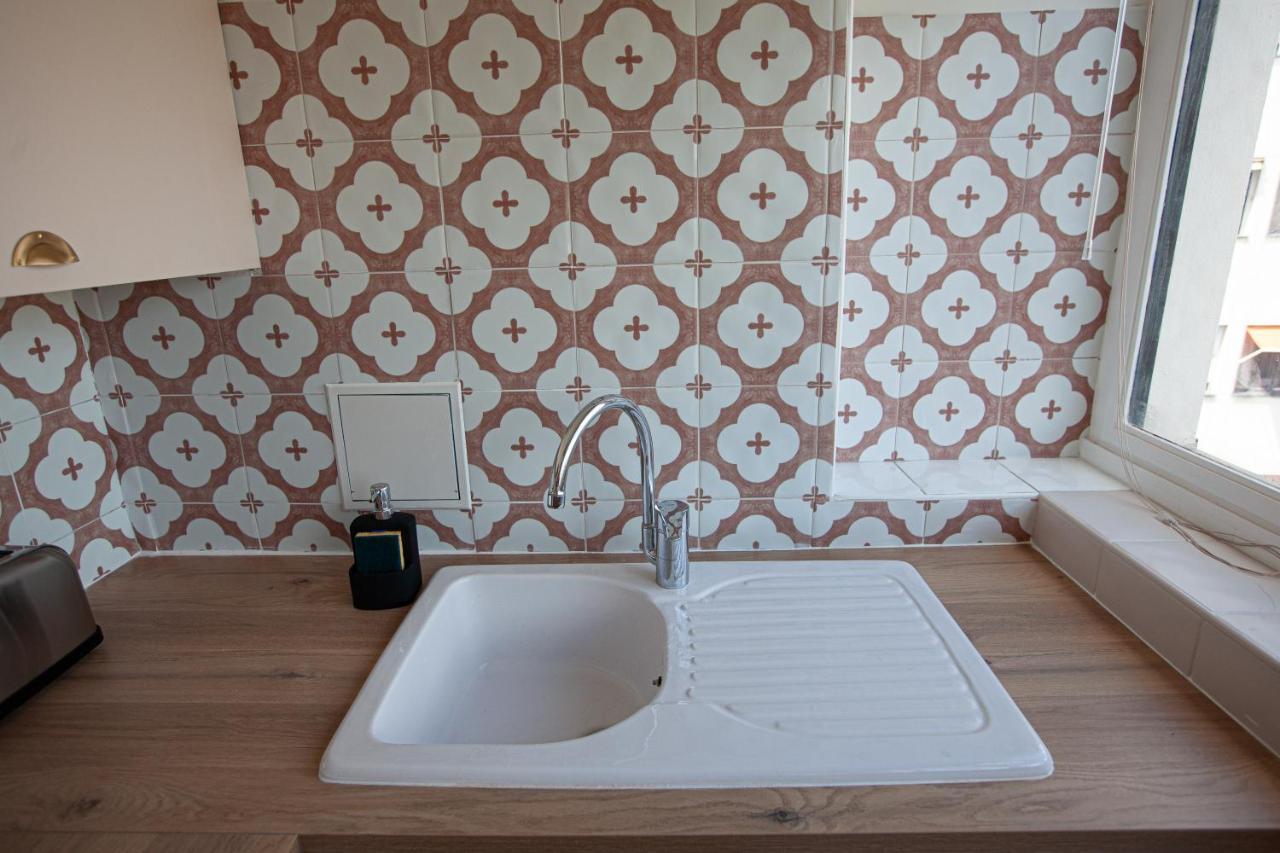 The Cozy Trocadero Apartment *