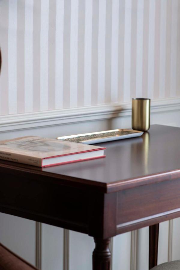 Le Beau Marais - Luxury Apartments, Air Cond, Lift * Paris