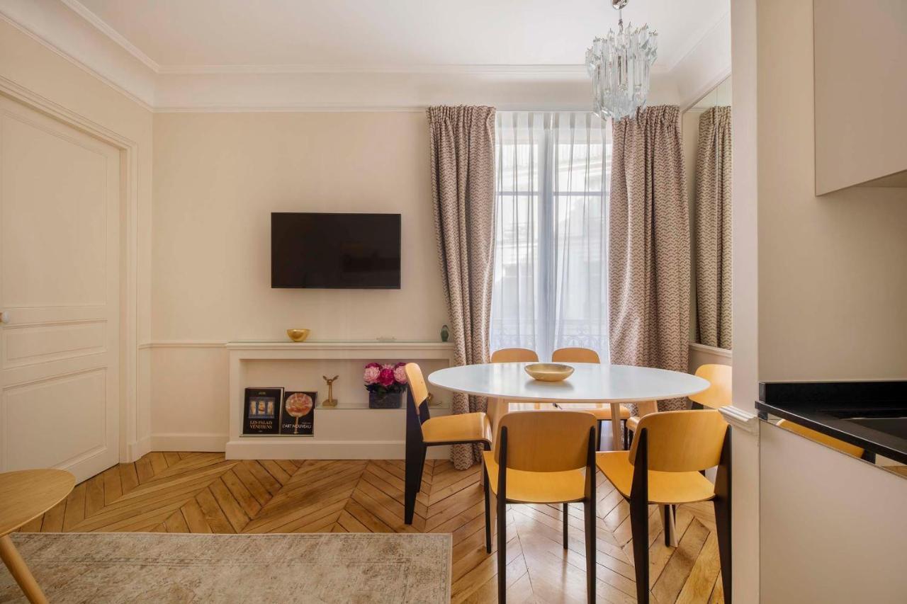 Le Beau Marais - Luxury Apartments, Air Cond, Lift Apartment Paris