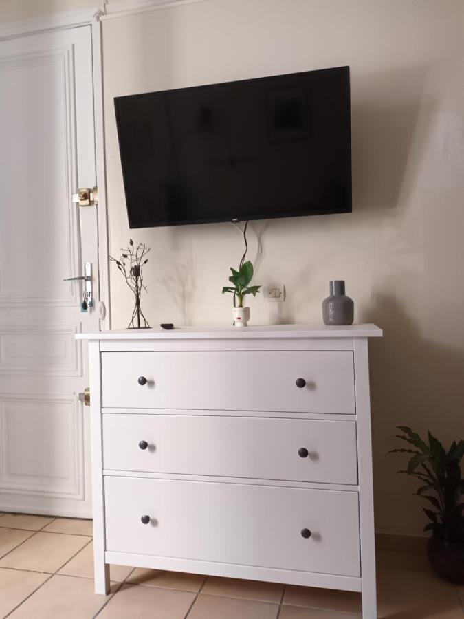 Apartamento Gorgeous Place, Center ,close To Louvre Meusm And Eiffel Tour Paris