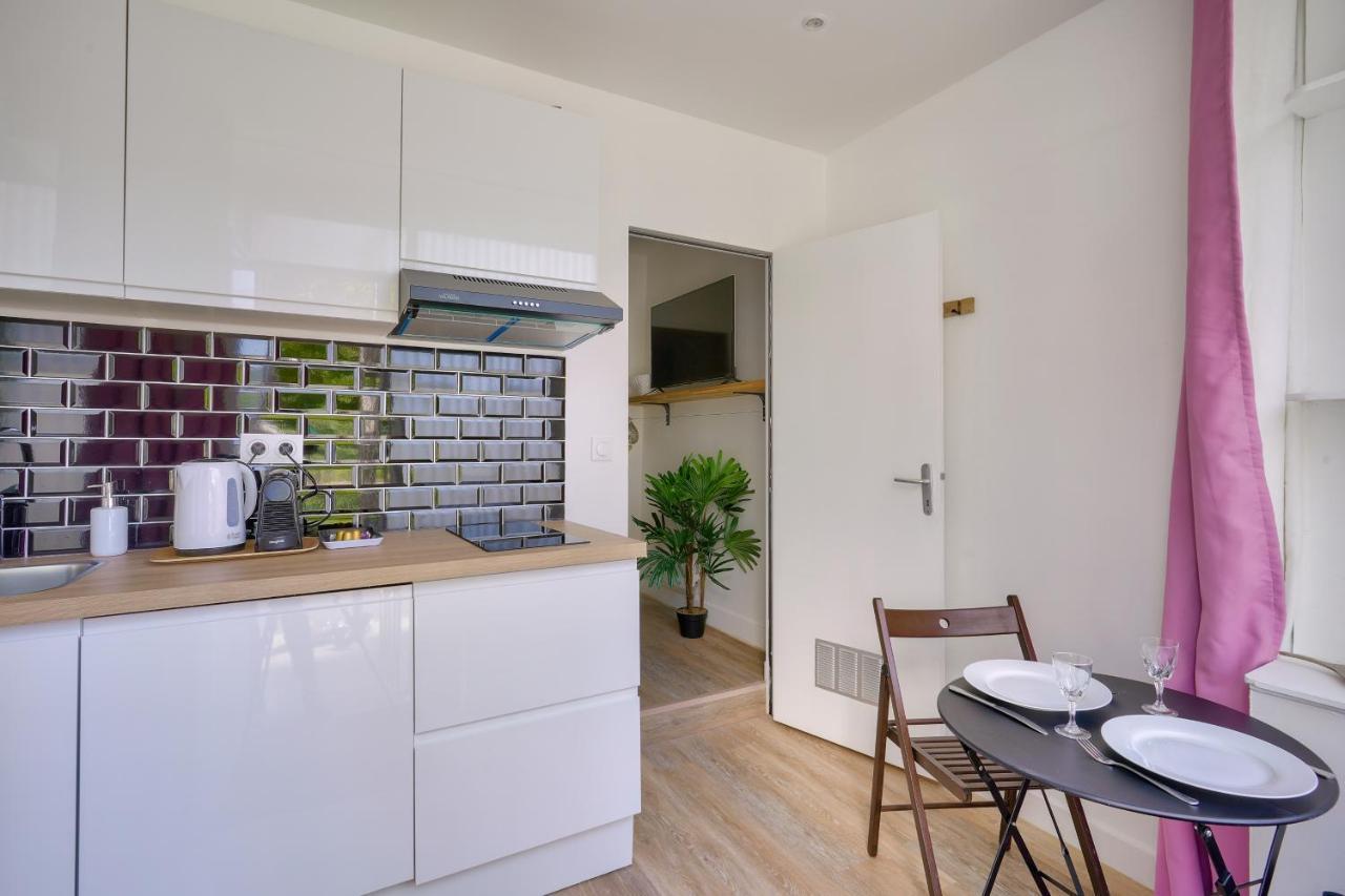 Sweet In The Heat Of The 15th Apartment Paris