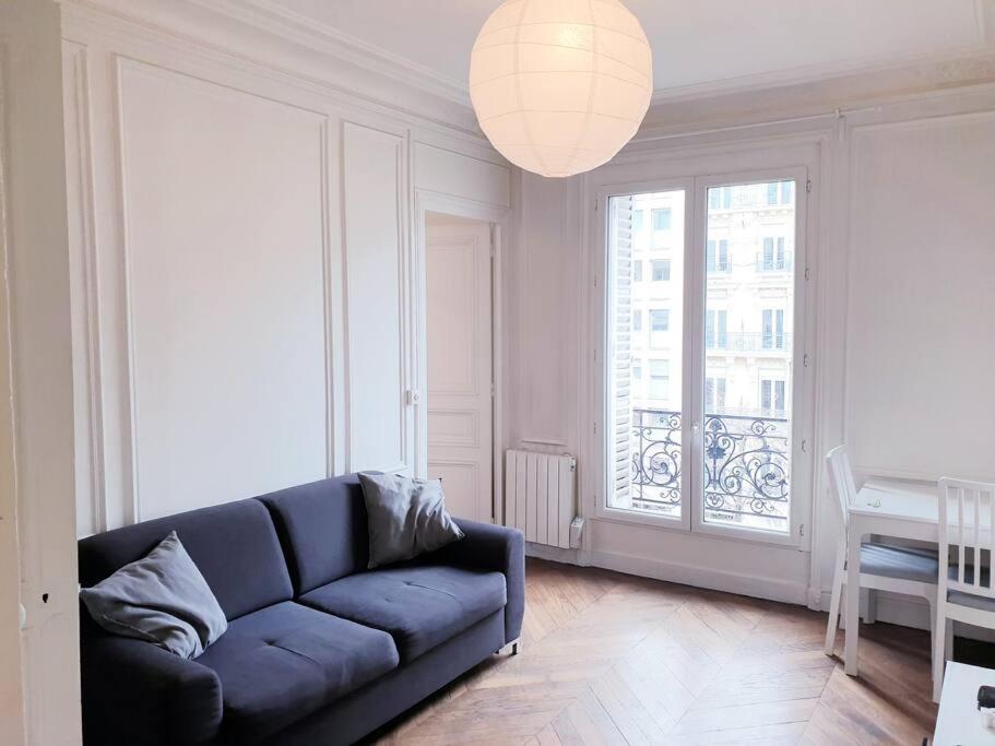 Super 2 Pieces Place De L'etoile 4eme Etage