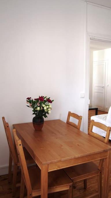 Le 105 Bis Eiffel Bed & Breakfast Paris