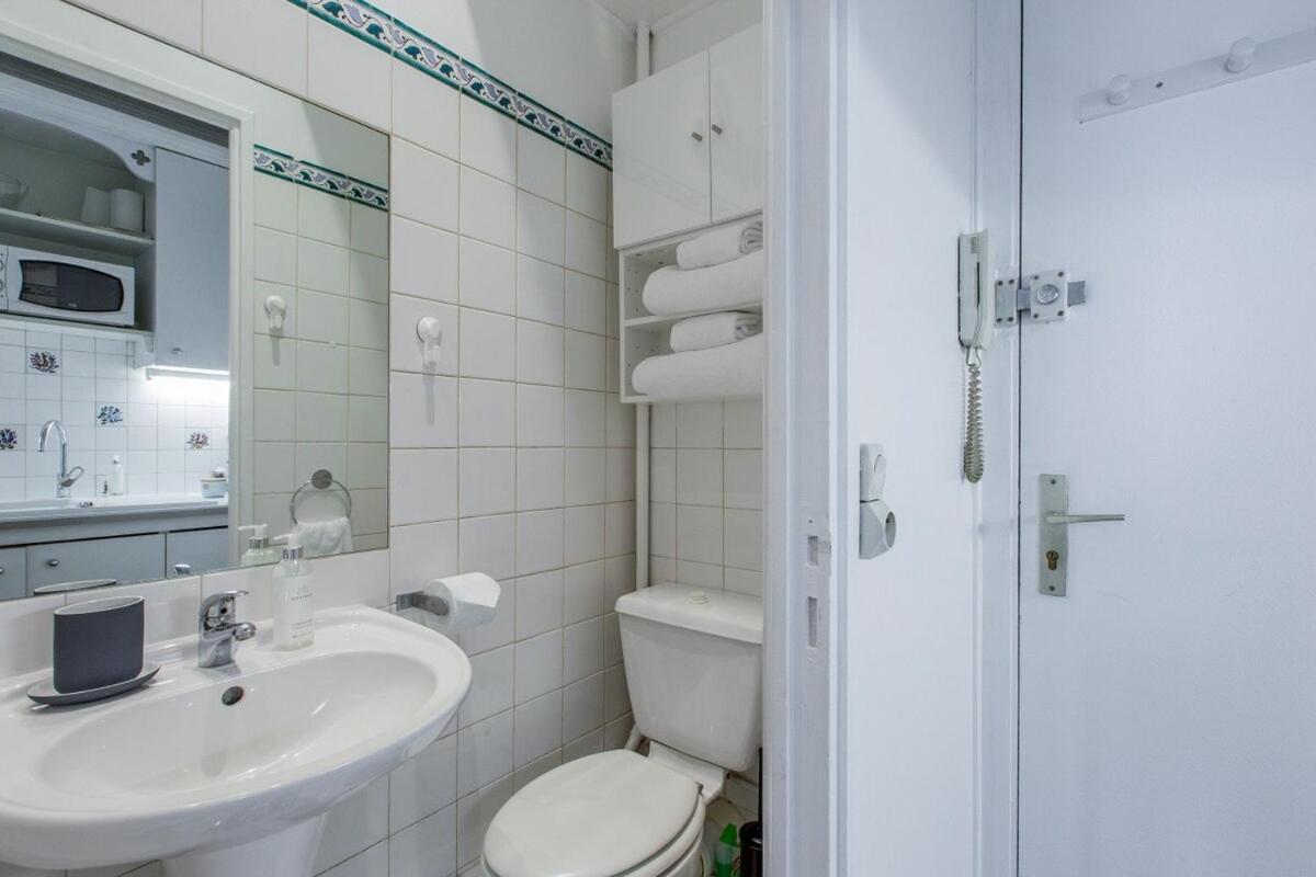 Apartment Pick A Flat's Apartments- Rue Richelieu