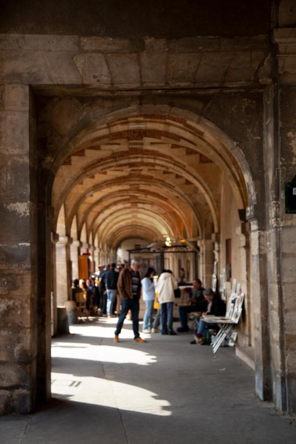 Le Marais Typical * Paris