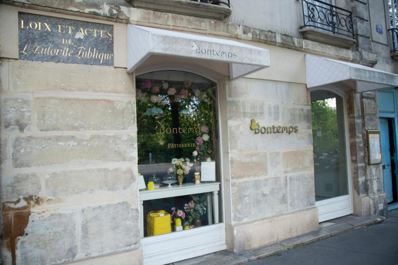 Le Marais Typical *