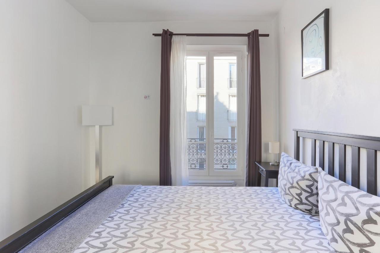 Champs De Mars Apartment Paris