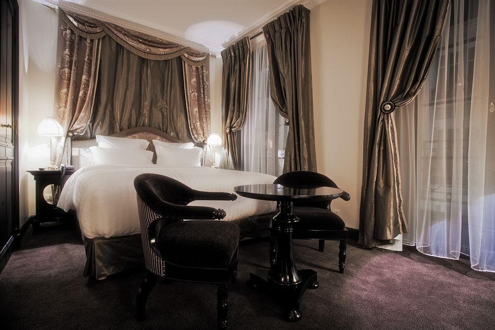 Hotel Maison Athenee 4*
