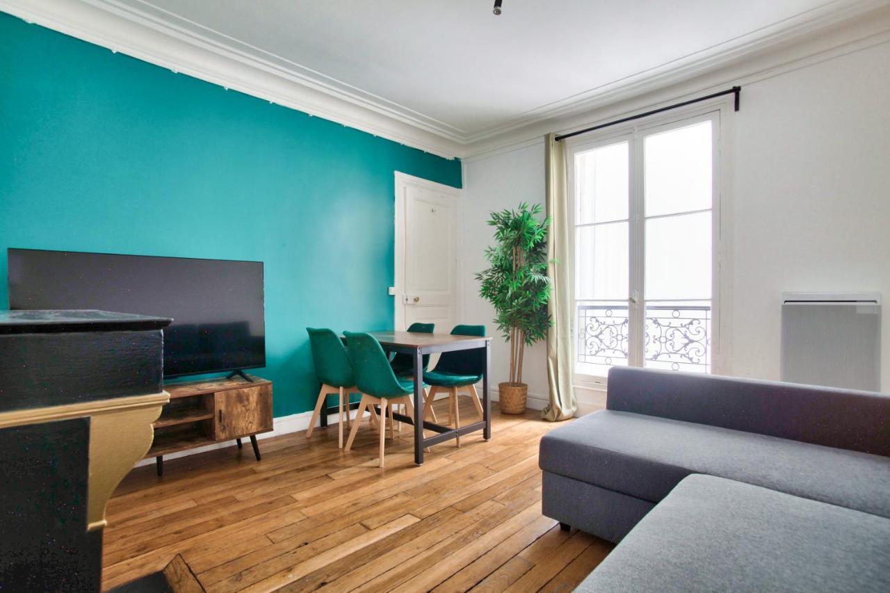 Luxurious 1 Bedroom Notre Dame De Monge Free Netflix Apartment