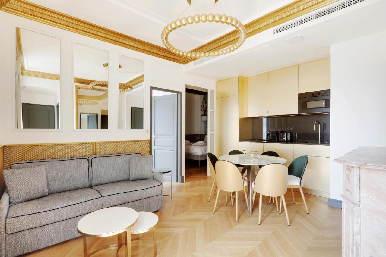 Pick A Flat's In Champs Elysees - Rue Du Colisee Apartment Paris