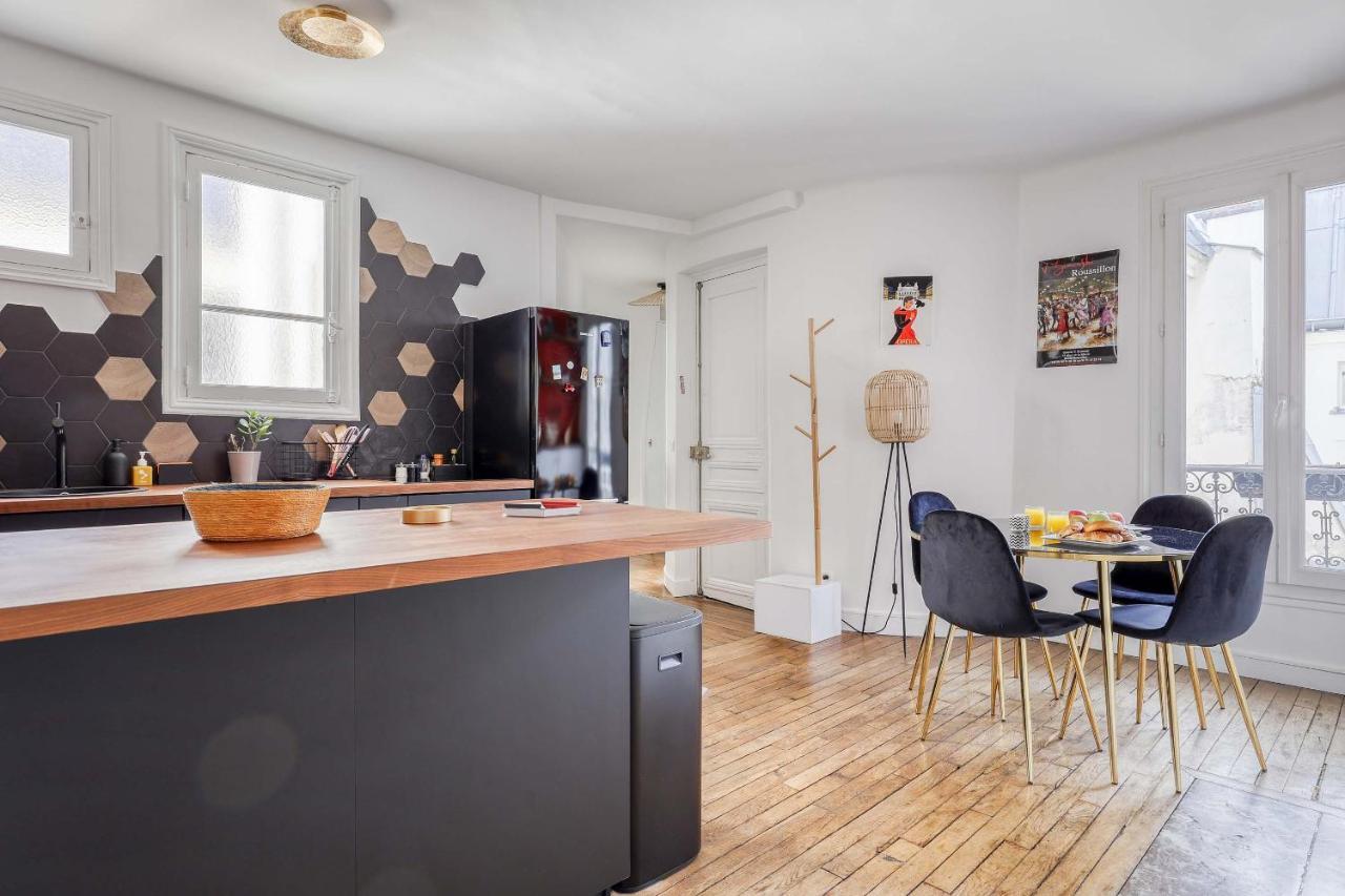 Superb Branded New Flat Of 50sqm -heart Of 9 *