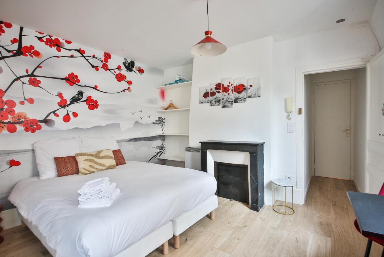 42#studio 2pers#sevres-lecourbe#necker Appartement Paris