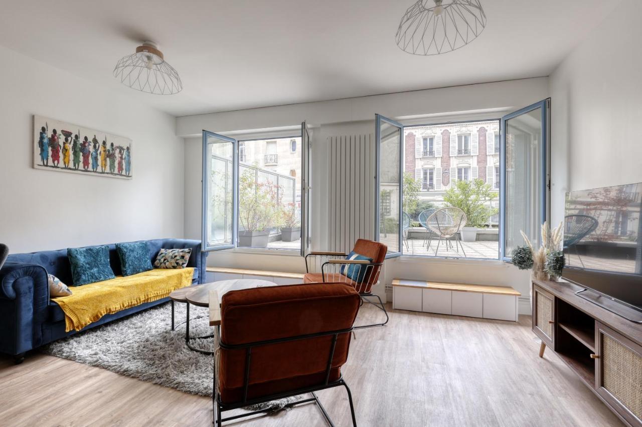 Branded New 4 Bdrs Flat - Huge Terrace - Prime Loc Paris