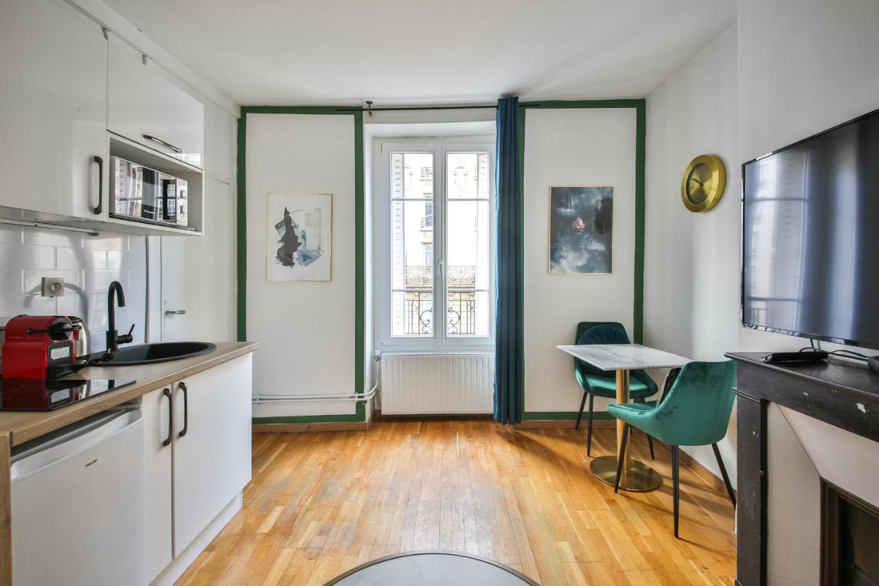 21#studio 2pers#sevres-lecourbe#necker Apartment *