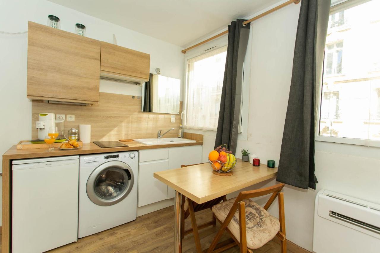 Arc De Triomphe - Champs Elysees Studio Apartment Paris