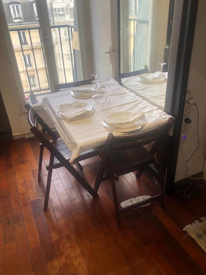 Apartment Studio Meuble Place De La Nation *