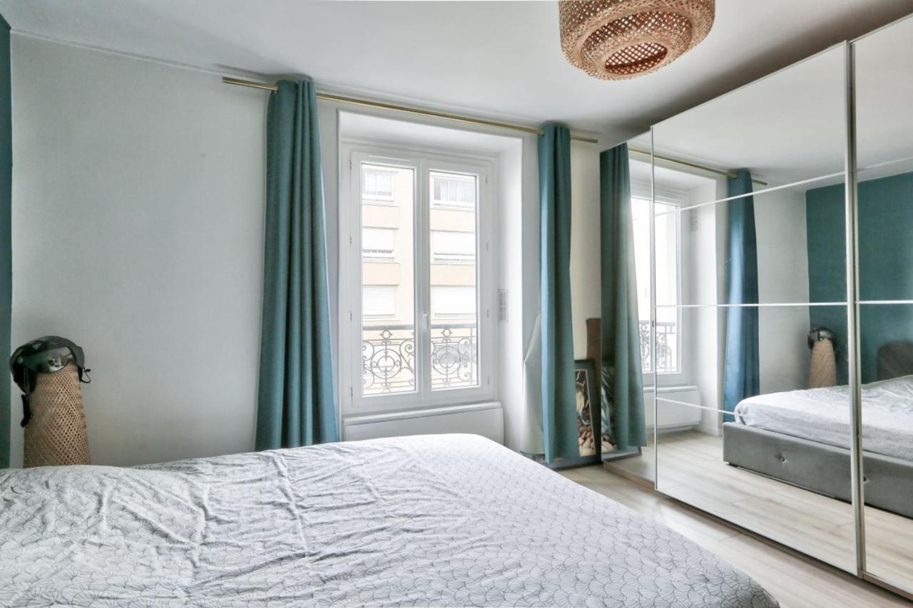 Apartment Bright For 4 People Paris