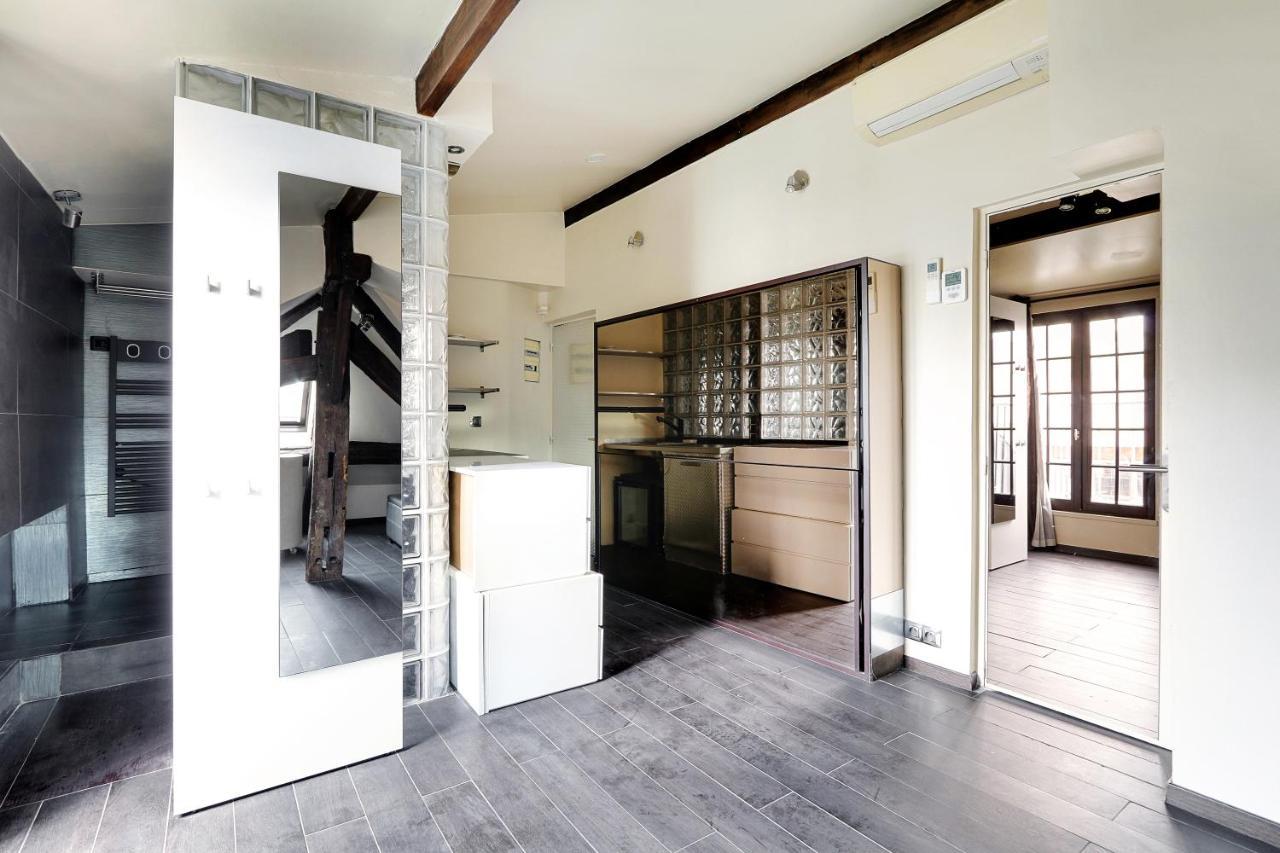 Pick A Flat's In Le Marais - Rue Saint Merri Apartment *