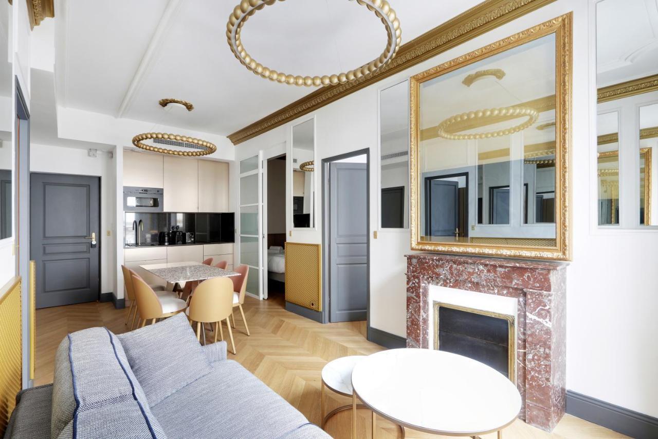 Pick A Flat's In Champs Elysees - Rue Du Colisee * Paris