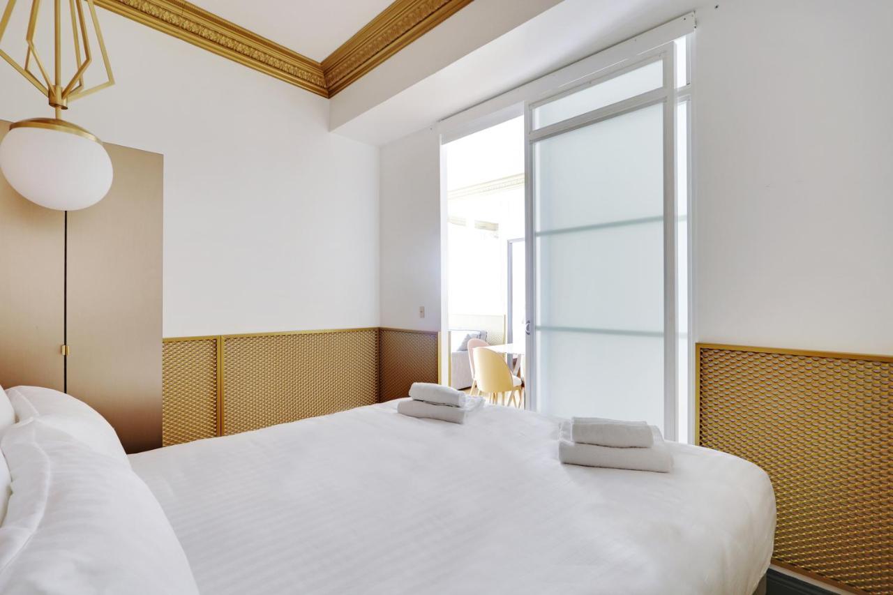 Pick A Flat's In Champs Elysees - Rue Du Colisee Paris