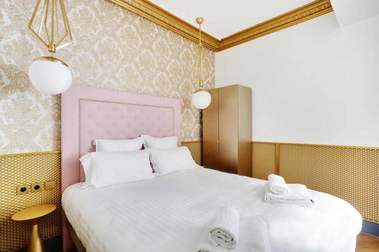 Pick A Flat's In Champs Elysees - Rue Du Colisee Paris