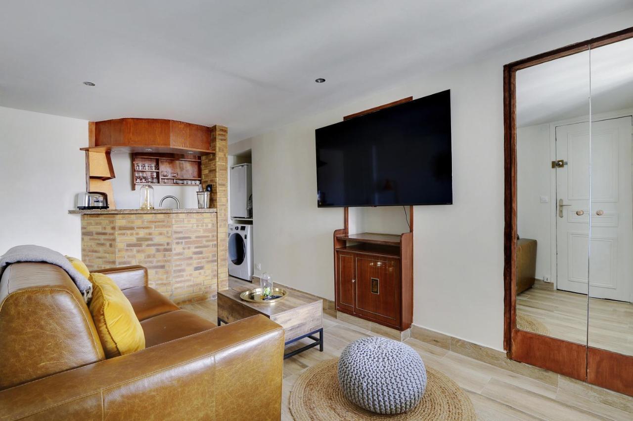 Pick A Flat's In Le Marais - Rue Saint Merri Apartment Paris