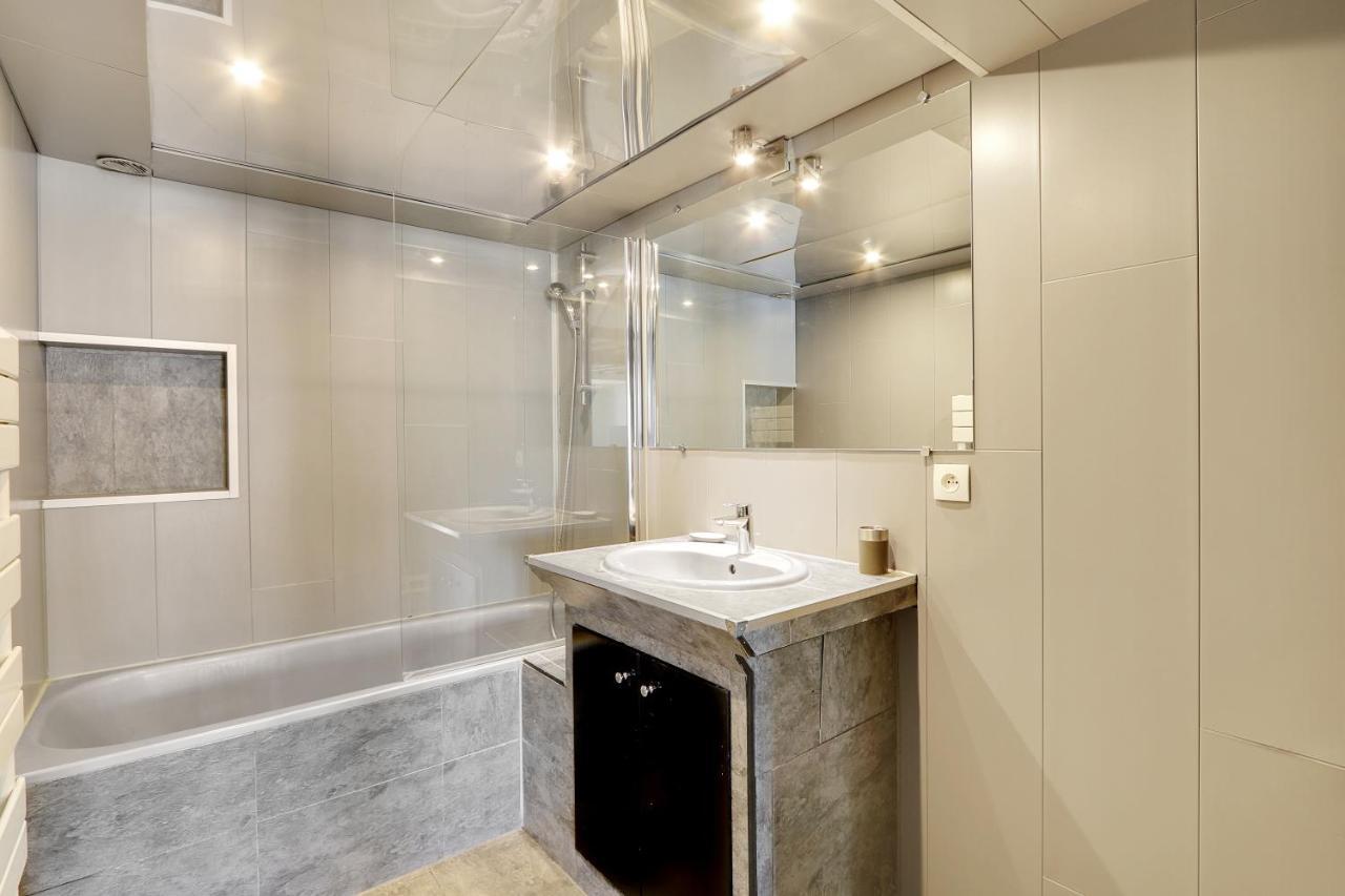 Pick A Flat's In Le Marais - Rue Saint Merri Apartment Paris