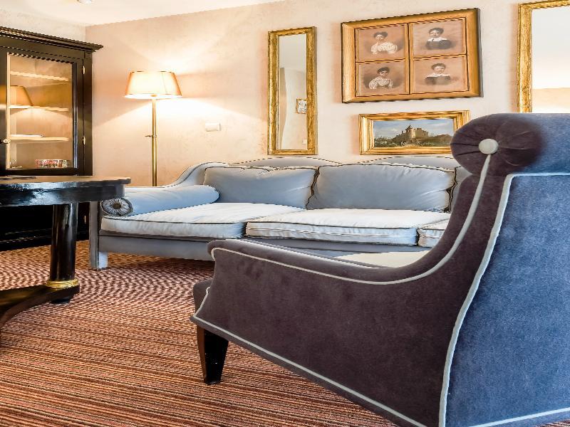 Chateaubriand 4* Paris