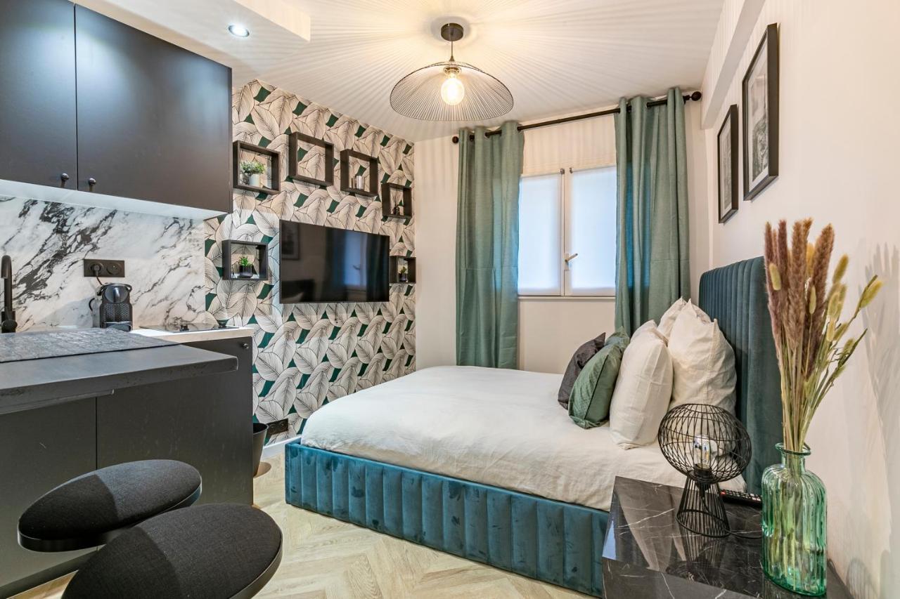 Le Du Parc Monceau Apartment
