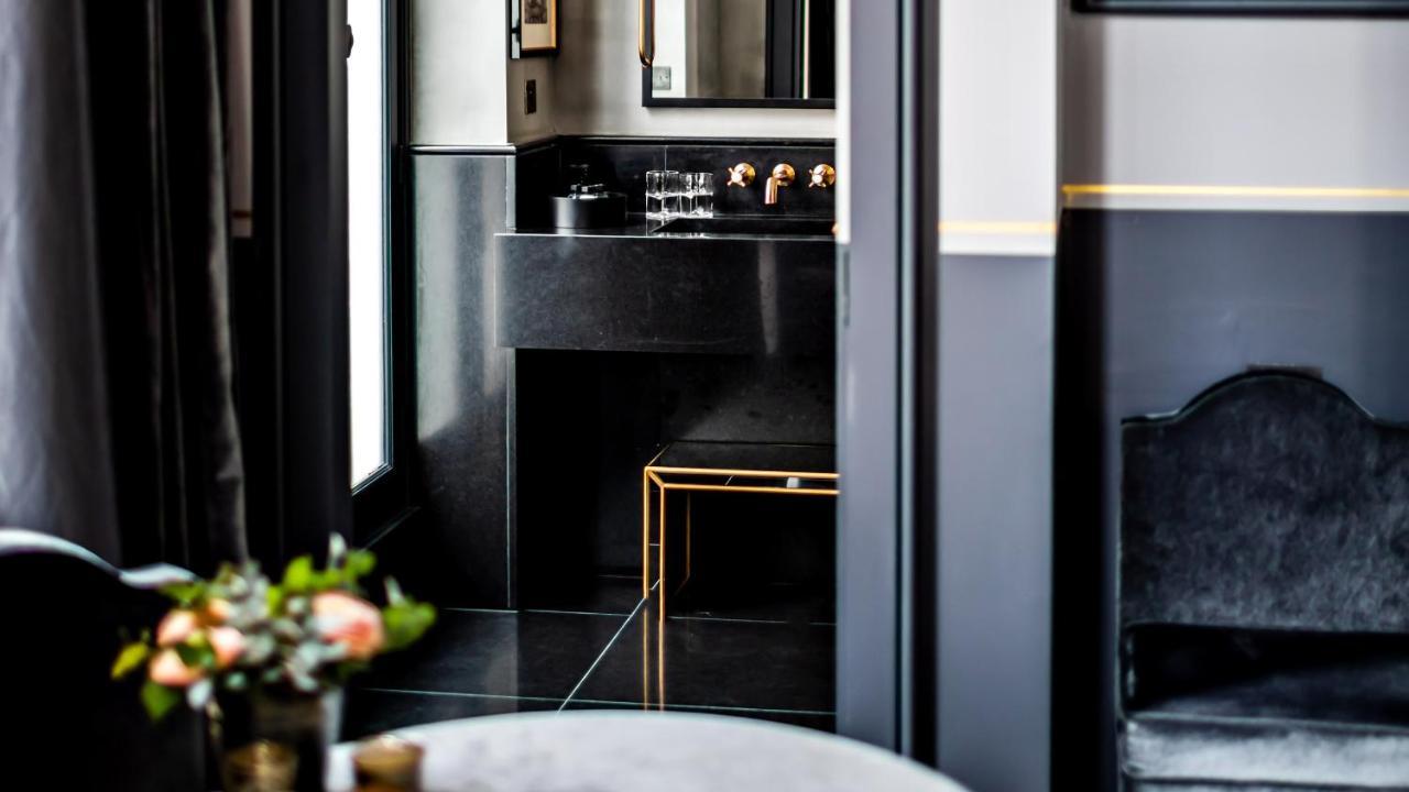 Hotel Monsieur George & - Champs-elysees Paris