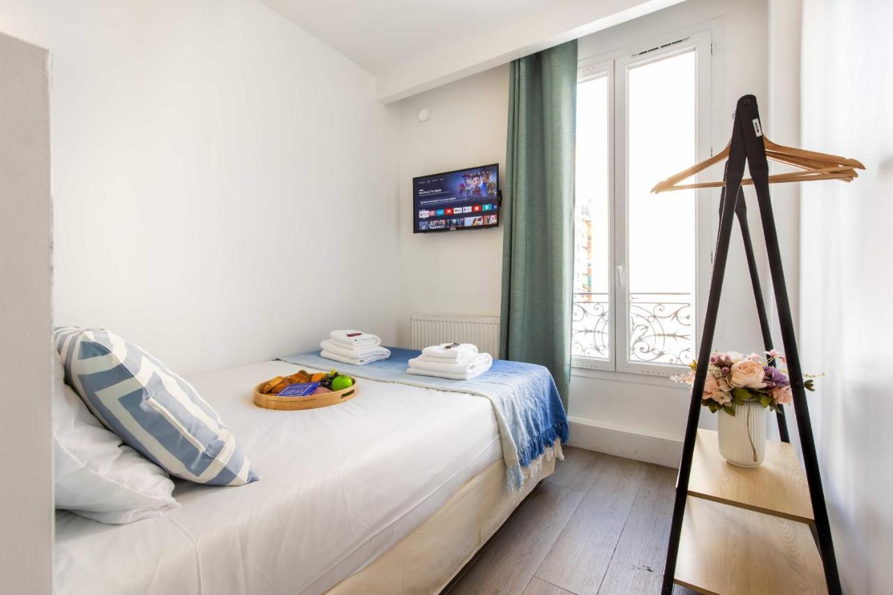 Cosy Bedroom - Tour Eiffel Champs De Mars 2a Holiday home Paris