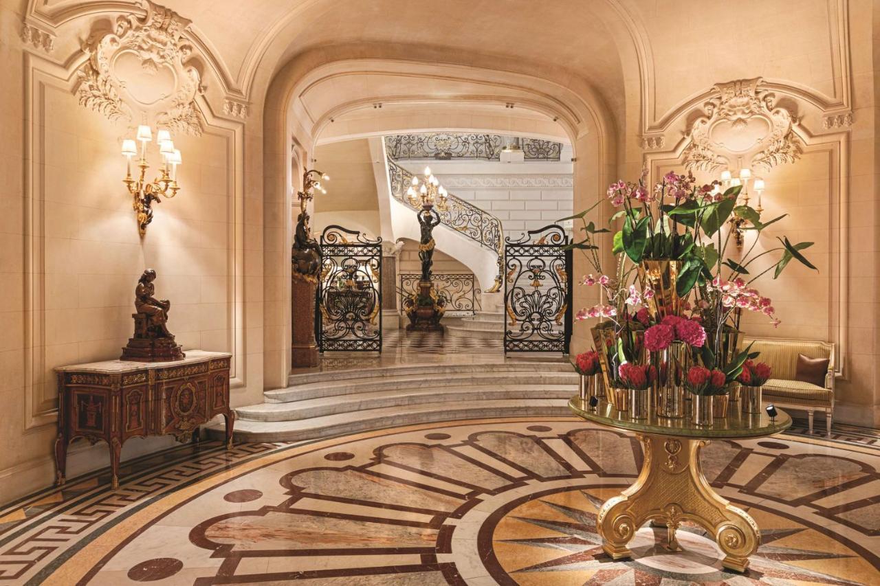 Hotel Shangri-la 5*