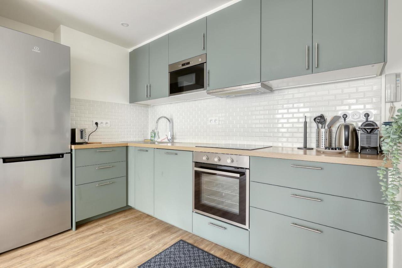 Apartment Branded New 4 Bdrs Flat - Huge Terrace - Prime Loc *